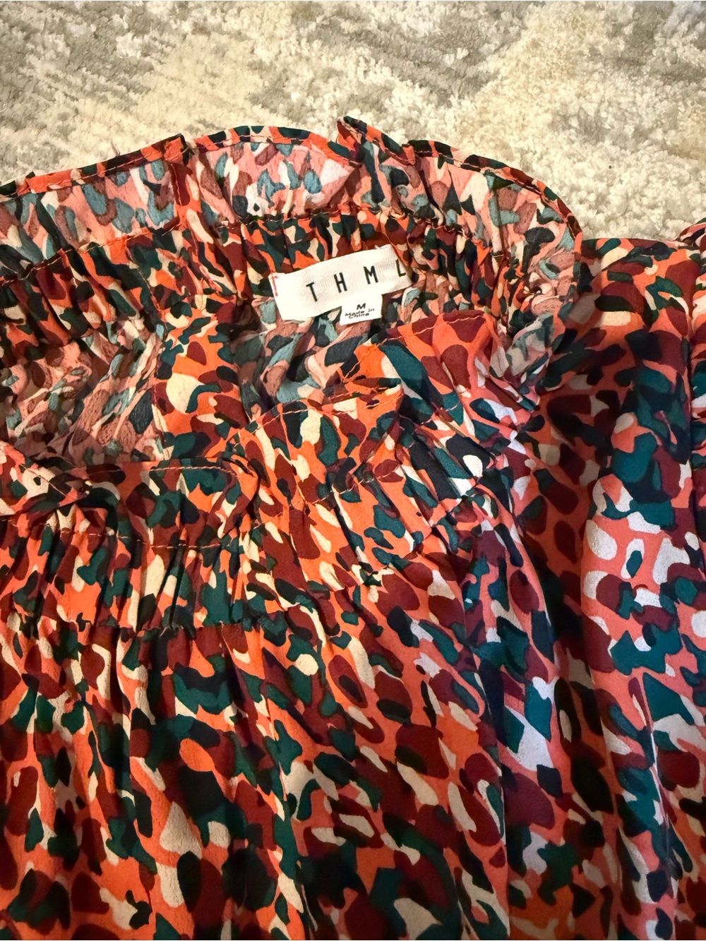 Avara THML Embroidered Puff-Sleeve Smocked Neck Top Blouse - Picture 4 of 5